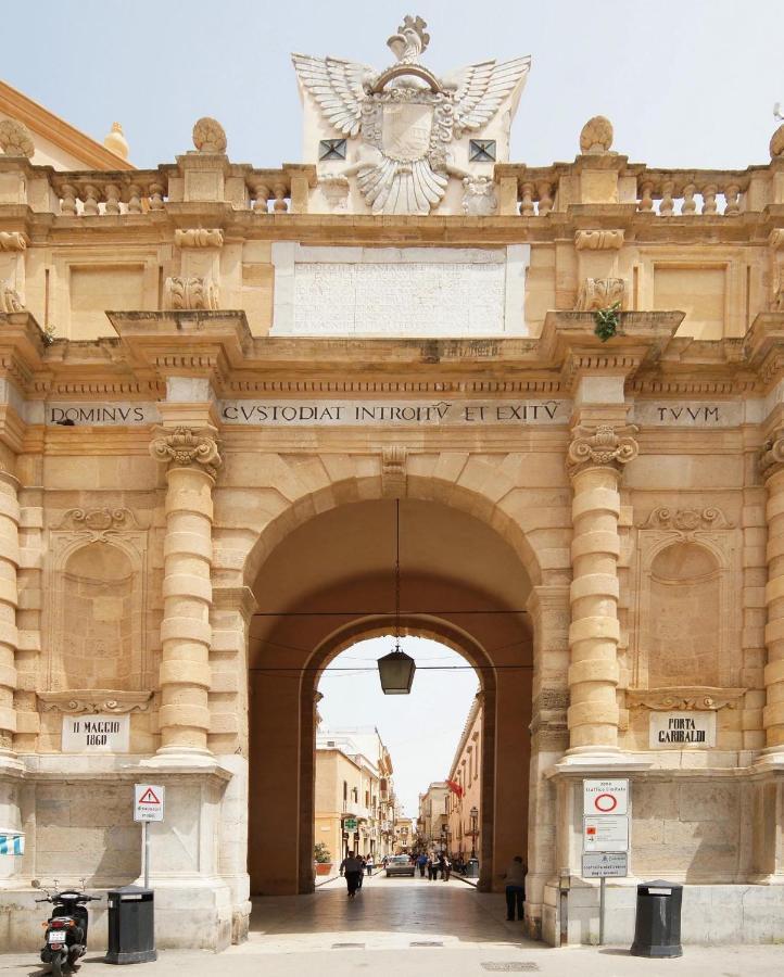 Casa dei Vespri Villa Marsala Esterno foto